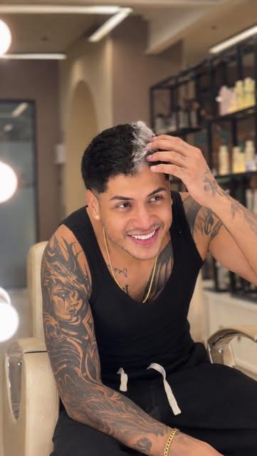 Nicolás con su platinado